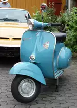 Vespa 150, ausgestellt beim Ortsjubiläum 850 Jahre Hofaschenbach, Juli 2015