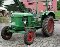 Deutz, ausgestellt beim Ortsjubiläum 850 Jahre Hofaschenbach, Juli 2015