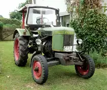Fendt F24, ausgestellt beim Ortsjubiläum 850 Jahre Hofaschenbach, Juli 2015
