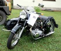 Horex Regina, ausgestellt beim Ortsjubiläum 850 Jahre Hofaschenbach, Juli 2015