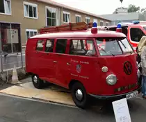 FFW Heppenheim VW Bully am 12.09.15 beim Tag der Offenen Tür in Wiesbaden