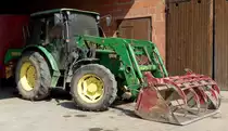 John Deere, gesehen in Eiterfeld-Ufhausen im Juli 2015