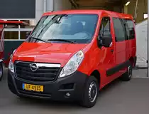  . Tag der offenen T�r bei der Feuerwehr in Wiltz, als Manschaftwagen wurde dieser Opel Movano CDTi am 26.09.2015 in Dienst gestellt.