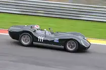 LISTER Jaguar Knobbly, Bj.2013, 3800ccm, Fahrer: HÜBNER Hans (D)
Bei der Woodcote Trophy & Stirling Moss Trophy [Motor Racing Legends] SPA SIX HOURS 19.September 2015
https://de.wikipedia.org/wiki/Lister_Cars