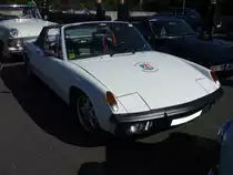 VW Porsche 914. 1969 - 1975. Vom sogenannten Volksporsche wurden insgesamt 118.978 Einheiten verkauft. Besonders in den USA war der Wagen ein Verkaufserfolg. Die Boxermotoren war als Mittelmotor verbaut. Prinz-Friedrich-Oldtimertreffen am 27.09.2015 in Essen.
