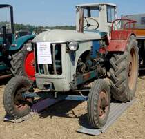 Hanomag 324 S, gesehen anl. der Oldtimerausstellung Baiersröder Hof im August 2015