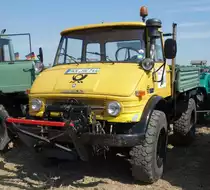 Unimog, gesehen anl. der Oldtimerausstellung Baiersröder Hof im August 2015