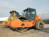 Hamm 3412 auf der Baustelle der B50n in der Nähe von Longkamp, 09.08.2015