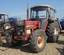IHC 744, ausgestellt bei der Oldtimerausstellung Baiersröder Hof im August 2015