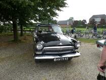 Wolga GAZ M-21- gesehen am 6.9.2014 beim großen Eisenbahn-Spektakel  „Terug naar Toen - Zurück nach Damals“ der Museumseisenbahn VSM in Beekbergen / NL,