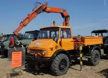 Unimog, gesehen bei der Oldtimerausstellung Baiersröder Hof im August 2015