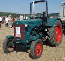 Hanomag R 28, steht bei der Oldtimerausstellung Baiersröder Hof im August 2015