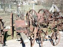 Verschiedene Kartoffelerntemaschinen aus der Sammlung eines Wersdorfer Schleperfreundes