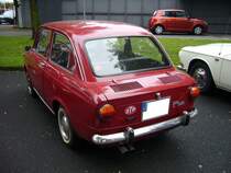 Heckansicht einer Fiat 850 Limousine. 1964 - 1973. Historicar am 17.10.2015.