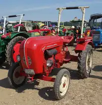 Porsche Junior, gesehen bei der Oldtimerausstellung am Baiersröder Hof im August 2015