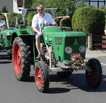 Deutz 2506,  unterwegs in Pferdsdorf anl. der 2015er Oldtimerveranstaltung im August