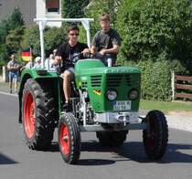 Deutz, unterwegs in Pferdsdorf anl. der 2015er Oldtimerveranstaltung im August
