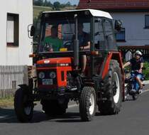 Zetor 5211, unterwegs in Pferdsdorf anl. der 2015er Oldtimerveranstaltung im August
