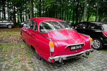 Tatra 603, abgestellt am 18.10.2015 auf dem Parkplatz am Drei Länderpunkt bei Aachen