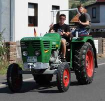 Deutz 2506, unterwegs in Pferdsdorf anl. der 2015er Oldtimerveranstaltung im August