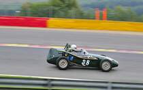 Nr.38 CONNAUGHT C8, Bj.1957, 2500ccm, Fahrer: STEELE Michael (GB),Mitzieher beim Historic Grand Prix Cars Rennen, Class 7a - Pre 1961 front engine Grand Prix cars on 15” wheels ,am 19.Sep.2015 im Rahmenrennen der 6h Classic.
https://de.wikipedia.org/wiki/Connaught_Engineering