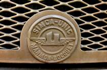 SIMCA-UNIC, Khleremblem an einem leichten LKW, der von 1964-73 fr das franzsische Militr gebaut wurde, Okt.2015