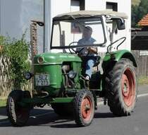 Deutz D 30 S, unterwegs in Pferdsdorf anl. der 2015er Oldtimerveranstaltung im August