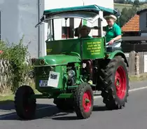 Deutz D 40 S, unterwegs in Pferdsdorf anl. der 2015er Oldtimerveranstaltung im August