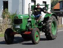Deutz D 40 S, unterwegs in Pferdsdorf anl. der 2015er Oldtimerveranstaltung im August
