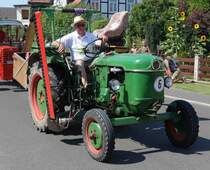 Deutz, unterwegs in Pferdsdorf anl. der 2015er Oldtimerveranstaltung im August