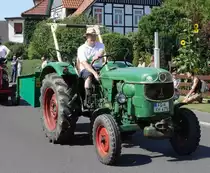 Deutz, unterwegs in Pferdsdorf anl. der 2015er Oldtimerveranstaltung im August
