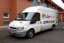 Ford Transit als Versorgungsfahrzeug der Bulldogmesse in Alsfeld, Oktober 2015