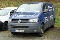 VW T5 als Ausstellerfahrzeug, gesehen bei der Bulldogmesse in Alsfeld, Oktober 2015