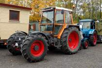 Fendt 380 GT in Kommunallackierung steht auf der Freigeländefläche bei der Bulldogmesse in Alsfeld, Oktober 2015