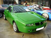 Lancia Delta Zagato  Hyena . 1992 - 1993. Bei diesem Fahrzeug handelt es sich um ein von Zagato gezeichnetes, auf weltweit 25 Autos limitiertes Sondermodell, auf Basis des Lancia Delta Integrale. Der 4-Zylinderreihenmotor mit 1995 cm³ Hubraum leistet 205 PS. Durch Zuschaltung des Garret T3 Turboladers, kann die Leistung auf 250 PS erhöht werden. Der abgelichtete  Hyena  ist die Nummer 15 der Sonderserie und ist im Farbton  Zagato verde  lackiert. Classic Remise Düsseldorf am 31.10.2015.