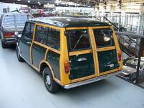 Heckansicht eines 1967´er Innocenti Mini Traveller. Classic Remise Düsseldorf am 31.10.2015.