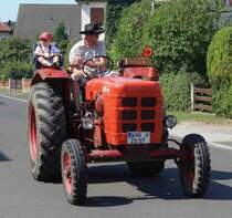 Fahr unterwegs beim Festzug anl. der 2015er Oldtimerausstellung in Pferdsdorf/Thüringen, 08/2015