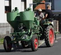 Fendt GT unterwegs beim Festzug anl. der 2015er Oldtimerausstellung in Pferdsdorf/Thüringen, 08/2015