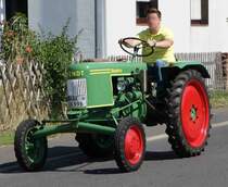 Fendt unterwegs beim Festzug anl. der 2015er Oldtimerausstellung in Pferdsdorf/Thüringen, 08/2015