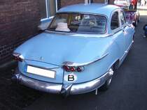 Heckansicht eines Panhard PL 17. 1959 - 1965. Oldtimertreffen Industriemuseum Wuppertal am 01.11.2015.