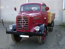 Borgward B 2500 Pritschenwagen. 1951 - 1961. In diesem tollen LKW ist ein 
4-Zylinderwirbelkammerdieselmotor mit 70 PS aus 3329 cm³ Hubraum verbaut. Oldtimertreffen Industriemuseum Ennepetal am 01.11.2015.