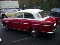 Profilansicht einer Hansa 1100 Limousine. 1958 - 1961. Oldtimertreffen Industriemuseum Ennepetal am 01.11.2015.