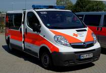 Opel Vovano der DRK OV Langenselbold ausgestellt am  Tag der offenen Tür  der Feuerwehr Langenselbold im August 2015