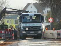 Mercedes Benz Actros Kipper am 05.11.15 in Bad Vilbel