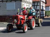 IHC 214, unterwegs beim Festzug anl. der 2015er Oldtimerausstellung in Pferdsdorf/Thüringen, 08/2015