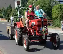 IHC 214, unterwegs beim Festzug anl. der 2015er Oldtimerausstellung in Pferdsdorf/Thüringen, 08/2015