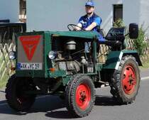 Junkers, unterwegs beim Festzug anl. der 2015er Oldtimerausstellung in Pferdsdorf/Thüringen, 08/2015