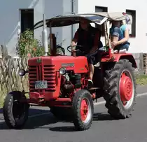 IHC, unterwegs beim Festzug anl. der 2015er Oldtimerausstellung in Pferdsdorf/Thüringen, 08/2015