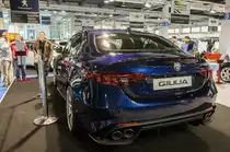 Alfa-Romeo Giulia Rückansicht. Das Modell ist ab 2016 erháltlich, ein Exemplar wurde auf dem Auto Zürich November, 2015 ausgestellt