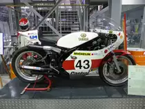 Yamaha TZ 750 im Technikmuseum Speyer am 02.11.2015 (Baujahr 1978, Leistung 125 PS bei 746 cm³, 4 Zylinder)
